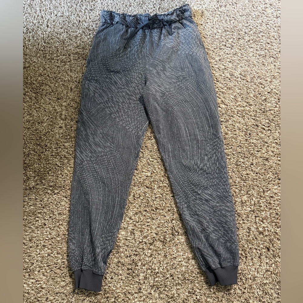 lululemon athletica Black & Gray Patterned Jogger Pants